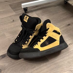 Volcom Black and Tan High-Top work shoes Steele toe